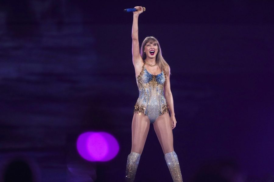 'Finally': Taylor Swift gets all of her music back