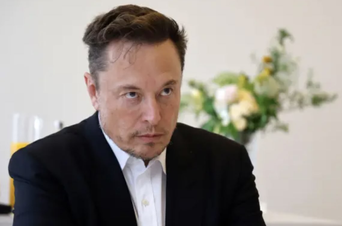 Musk llama “abominación repugnante” a la ley fiscal de Trump
