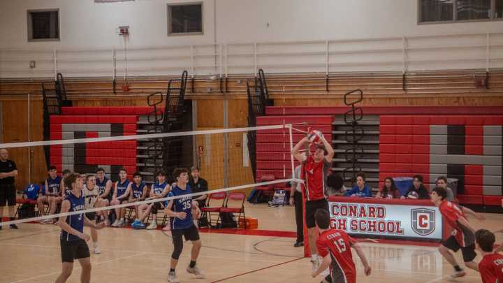 Conard Volleyball Remains Undefeated, Opens CCC Tournament with a Win