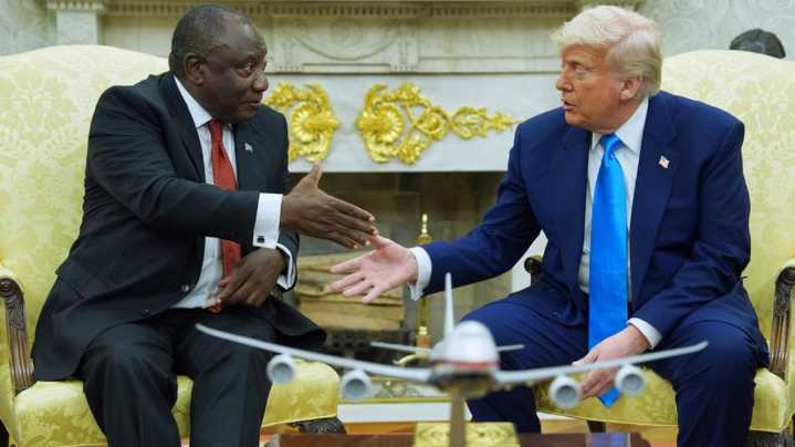 Trump confronts South African leader with baseless claims of the systematic killing of white farmers