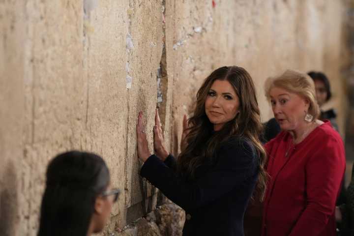 U.S. Homeland Security Secretary Kristi Noem visits Israel, meets with Netanyahu