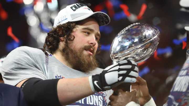 David Andrews, longtime Patriots center, two-time Super Bowl champion, to announce his retirement