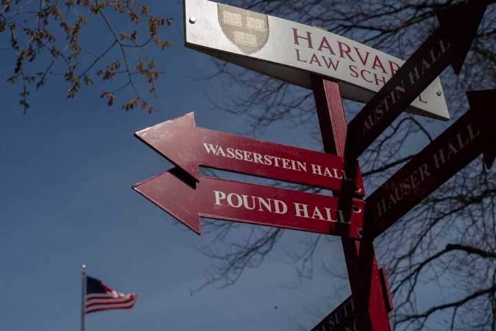EEUU Trump exige a Harvard datos de sus alumnos extranjeros EFE