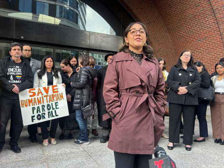 Supreme Court allows Trump to revoke humanitarian parole for 530,000