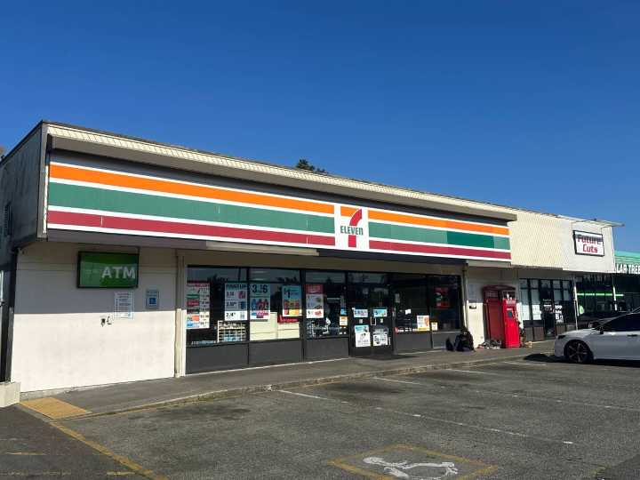 Suspect accused of two 7-Eleven robberies in Federal Way