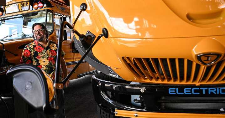 West Valley Schools fleet adds three (very quiet) electric buses