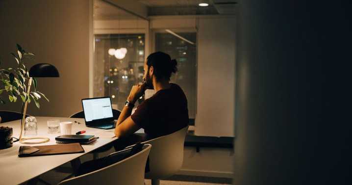 Working long hours? It could be altering the structure of your brain, new study says