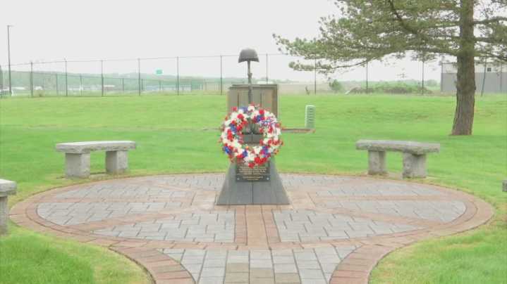 NY Army National Guard holds Memorial Day ceremony
