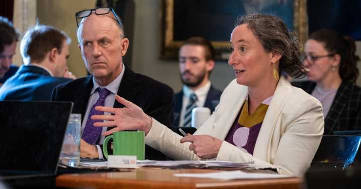 Statehouse adjournment delayed as education debate rages on