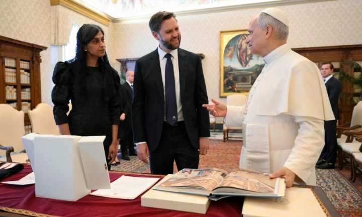 Trump invita al papa León XIV a la Casa Blanca