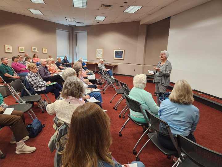 Want to discover your roots? A Williamsburg genealogy group can help