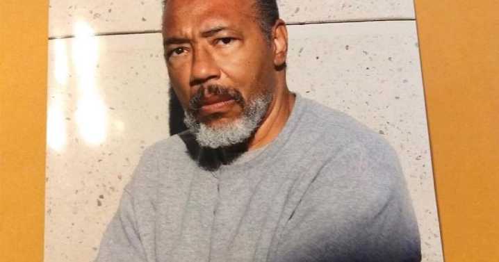 What to know about onetime Chicago gang leader Larry Hoover, whose federal sentence Trump commuted