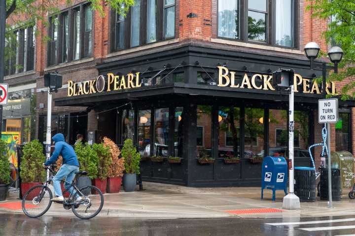 Black Pearl completes restaurant expansion and adds new sushi menu