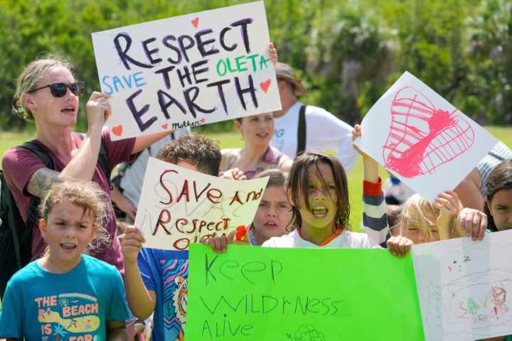 DeSantis signs bill protecting Florida's state parks into law