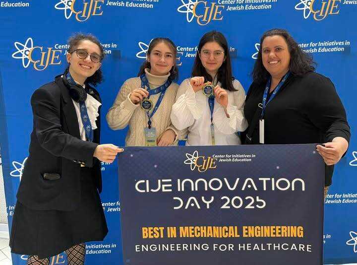 Northwest Yeshiva STEM team wins first prize at conference