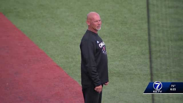 Maverick softball head coach Mike Heard signs multiyear contract extension