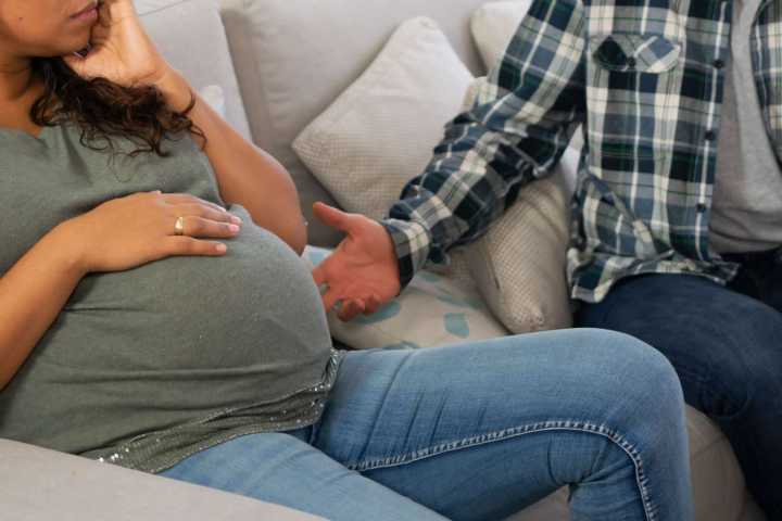 Couple Decides to Get a Puppy, but Husband Changes Mind When Wife Gets Pregnant