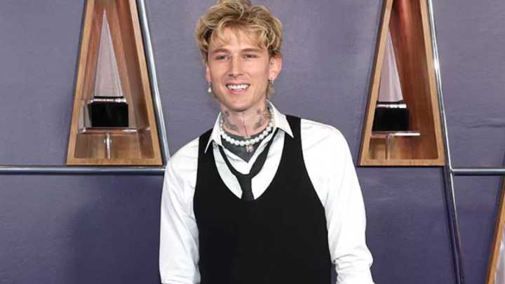 Machine Gun Kelly left the 2025 American Music Awards early for a personal reason