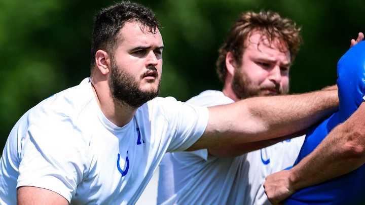 Where Colts' offensive line competitions stand at center, right guard
