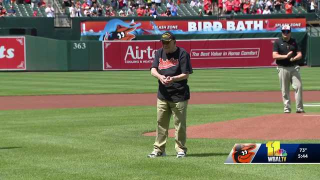 WWII vet throws ceremonial first pitch for O's on Memorial Day