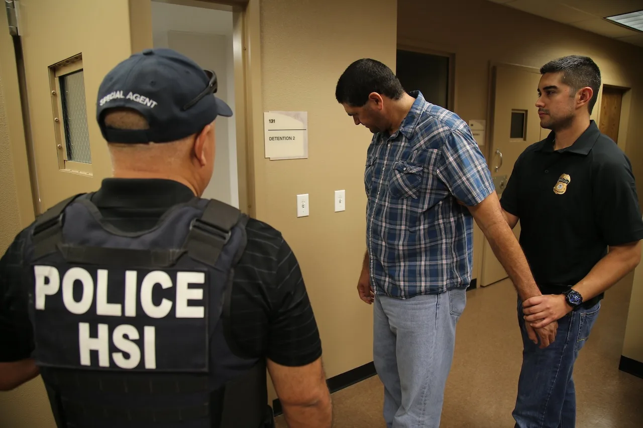 ICE hace arrestos en la Corte de Inmigración de Carolina del Norte