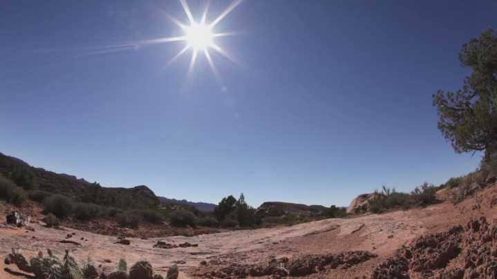 Arizona woman tells survival story, shares warning about hiking in heat.