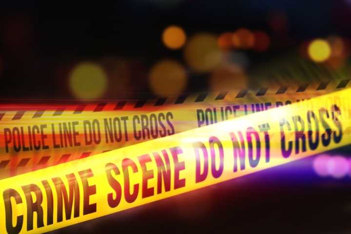 Joven asesina a compañero a puñaladas en Florida