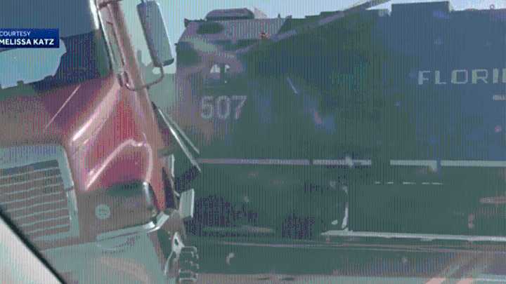 Video shows driver narrowly escaping before train hits semi-truck in Florida – NBC 6 South Florida