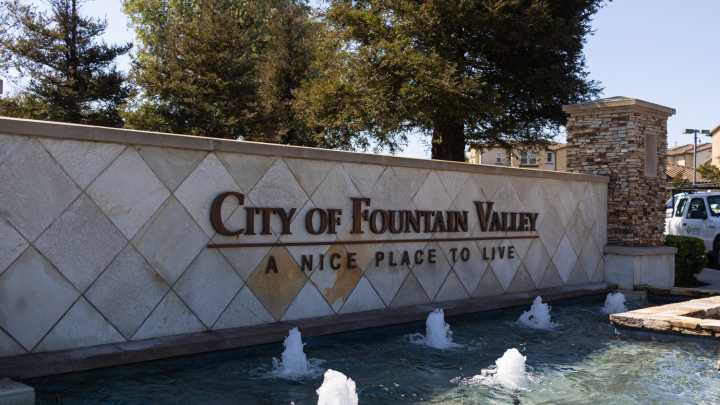 Fountain Valley Cracks Down on Sidewalk Vending