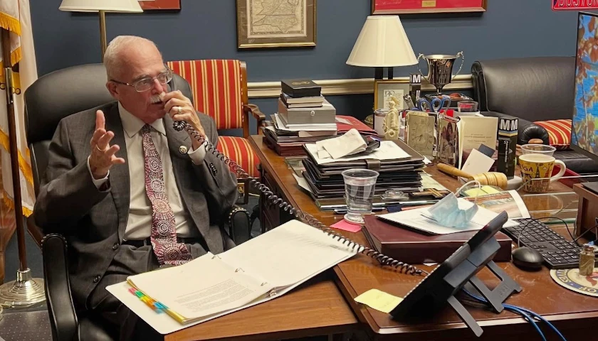 Virginia Congressman Gerry Connolly Dies Following Cancer Battle