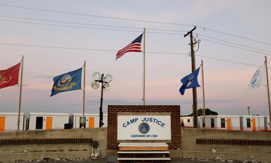 Trump ha gastado 21 millones de dólares en transportar a migrantes a Guantánamo