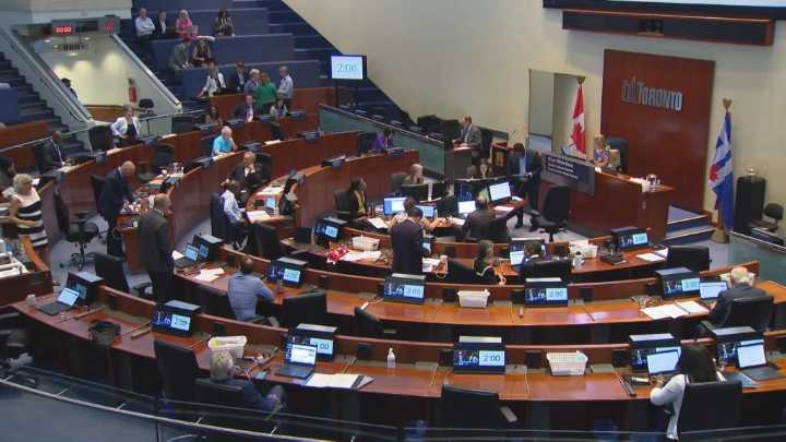 Toronto City Council approves controversial ‘bubble zone’ bylaw