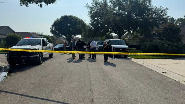 Florida man fatally shot by police after confrontation, alligator bite