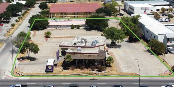 New restaurant planned for empty lot across from Texas A&M