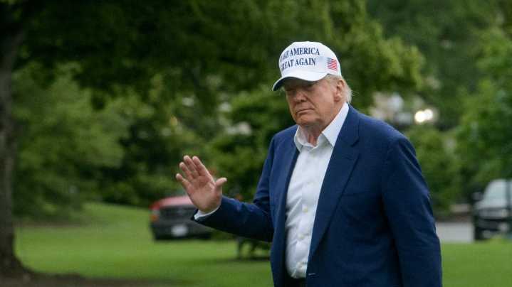 Trump honors fallen service members at Arlington National Cemetery to mark Memorial Day