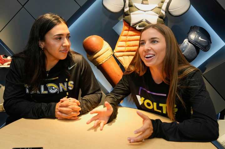 MLB investing in nascent softball league