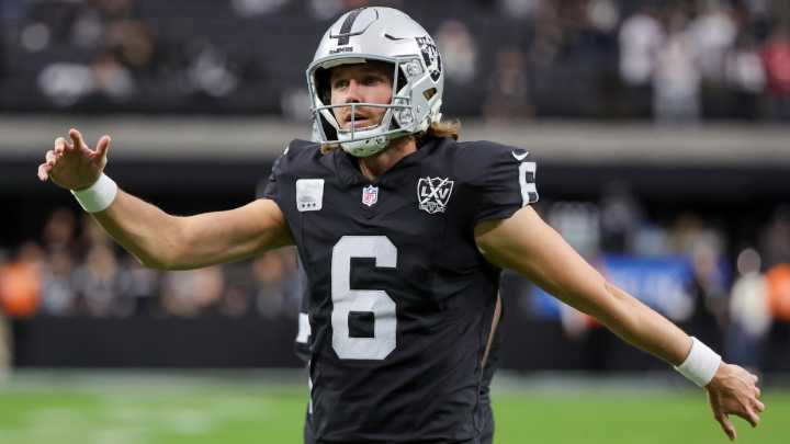 Raiders make A.J. Cole the NFL's highest-paid punter with four-year, $15.8 million extension, per reports