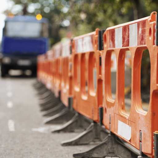 Water main break closes section of Alma School Road