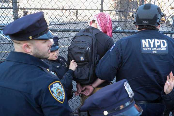 Protestan arresto de estudiante venezolano tras cita de inmigración en Nueva York