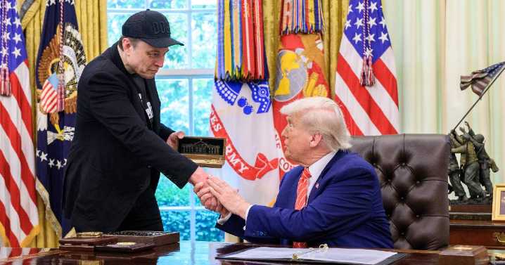 Trump se despide de Elon Musk en una conferencia en la Casa Blanca: “Realizó un cambio colosal"