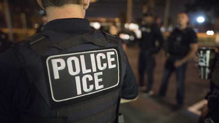 ICE arrests outside immigration hearings spark fear in Tucson