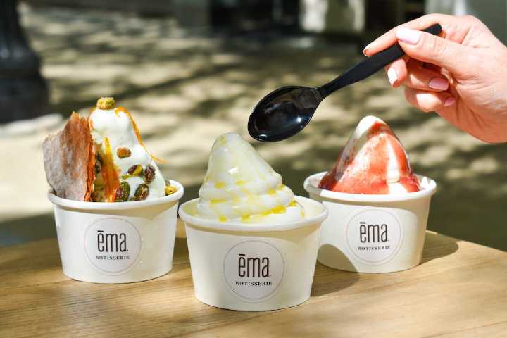 This River North restaurant is serving $1 fro