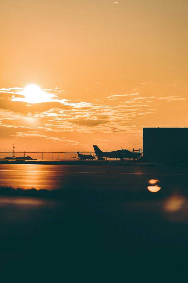 Jeff Bezos Affiliate Sells Aircraft Hangar at Boeing Field in Seattle for $10.5MM