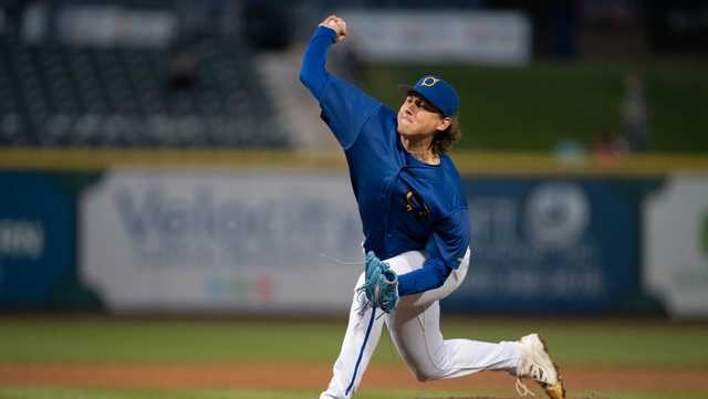 Storm Chaser's right-handed pitcher makes MLB debut with Kansas City Royals