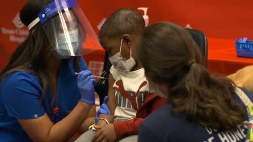 CDC clarifies COVID vaccine guidance, keeping recommendation for healthy children days after RFK announcement