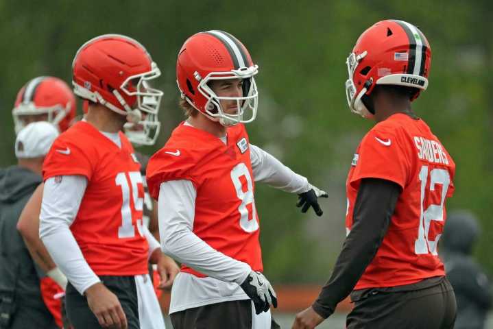 Kevin Stefanski, Browns not concerned with QB depth chart at this point of OTAs