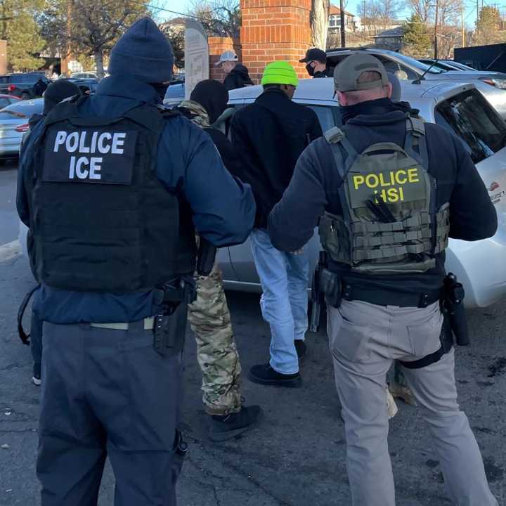 Las cortes migratorias, el nuevo objetivo de Trump para aumentar arrestos y deportaciones
