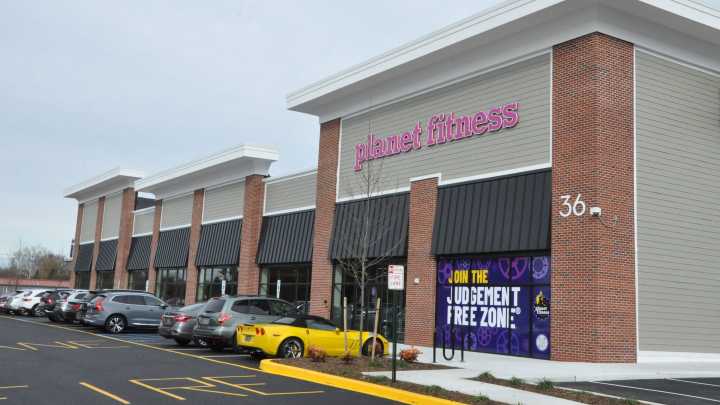 Planet Fitness' High School Summer Pass give teens free gym access