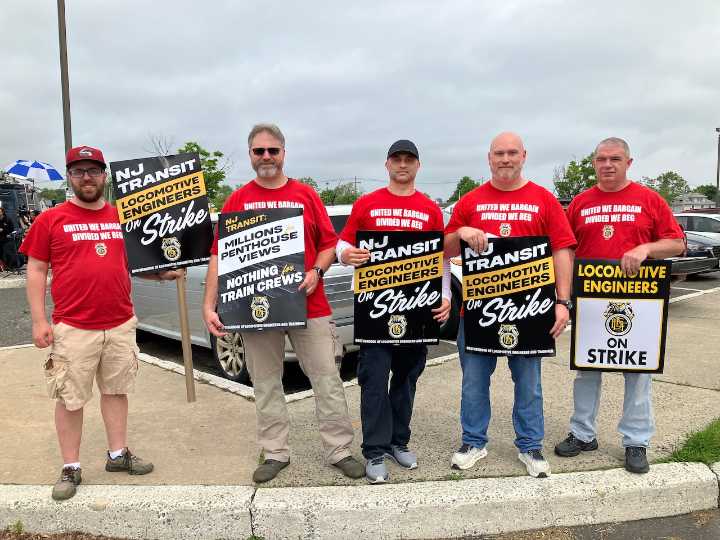 This NJ Transit union went on strike. Here’s when it will vote on its new contract.