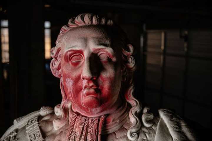 Louisville could remove graffiti from King Louis XVI statue despite objections on ethics and cost